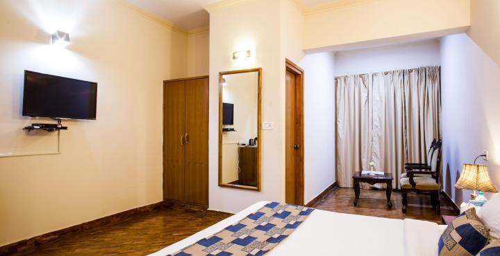 The Naldehra Hotel Shimla Buitenkant foto
