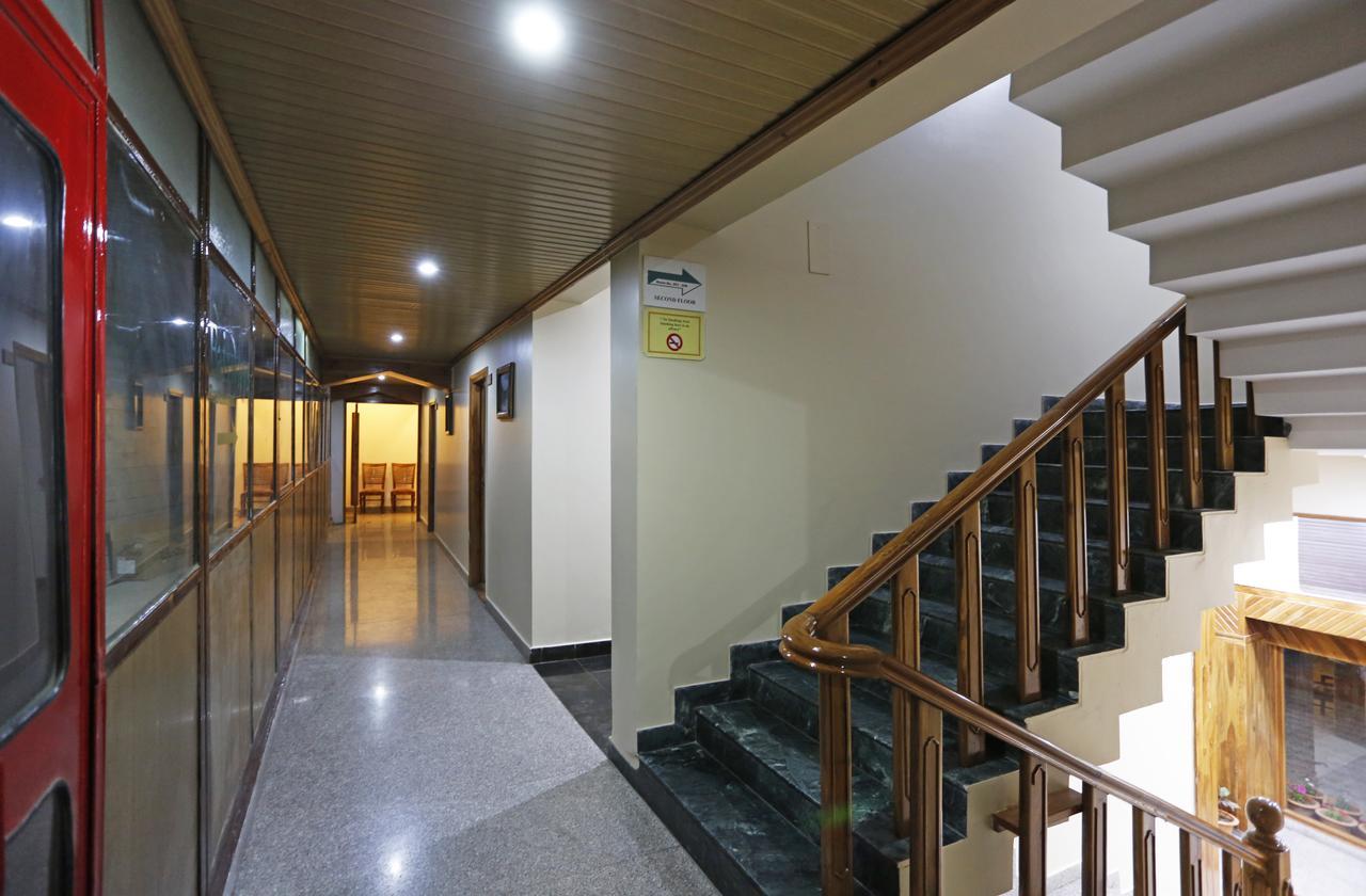 The Naldehra Hotel Shimla Buitenkant foto